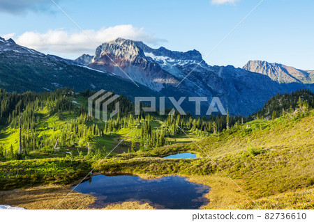 Mountains in Washington Mountains in Washington 82736610