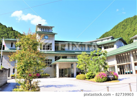 Higashiyoshino Village Office Higashiyoshino Village Office 82739903