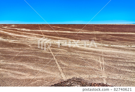 Geoglyphs and lines of Nazca in Peru Geoglyphs and lines of Nazca in Peru 82740621