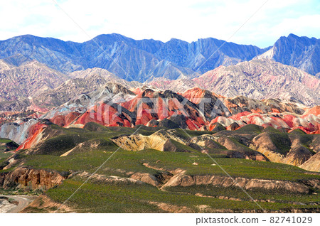 中國,甘肅省和張家的塘沽地貌 中國,甘肅省和張家的塘沽地貌 82741029