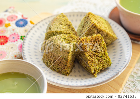 Okara steamed bread with green tea flavor 82741635