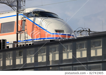 Tobu 100 series train 82741905