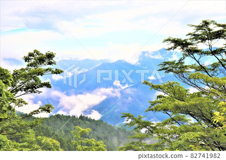 龍神天際線的山景 龍神天際線的山景 82741982