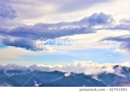 龍神天際線的山景 龍神天際線的山景 82741993