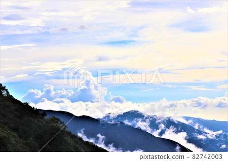 龍神天際線的山景 龍神天際線的山景 82742003