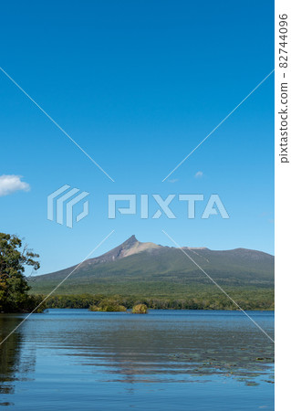 Onuma Quasi-National Park_Komagatake_Active Volcano Onuma Quasi-National Park_Komagatake_Active Volcano 82744096