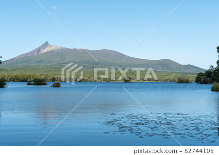 Onuma Quasi-National Park_Komagatake_Active Volcano Onuma Quasi-National Park_Komagatake_Active Volcano 82744105