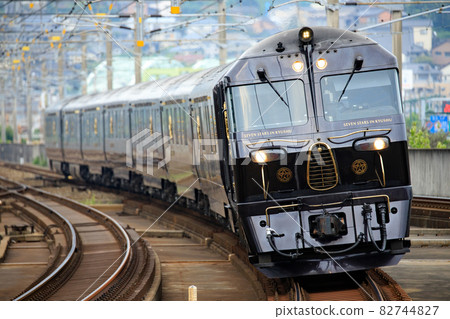 郵輪“九州娜娜之星”（JR九州） 82744827