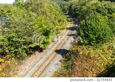 Railroad _ Railroad _ Public institution 82744835