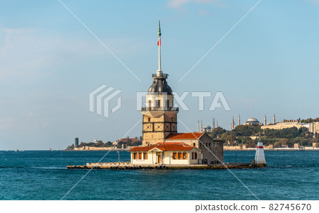 Maiden's Tower in Istanbul Maiden's Tower in Istanbul 82745670