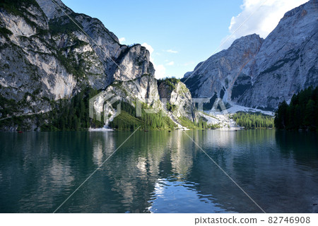 Rocks of the Piccolo Apostolo on the edge of the lake 82746908