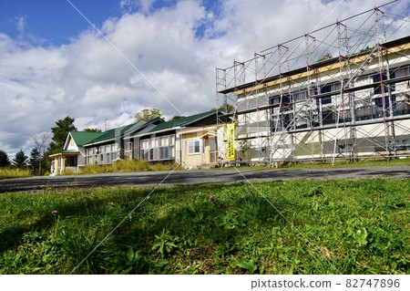 Niikappu Municipal Okaribe Elementary School (closed) 82747896