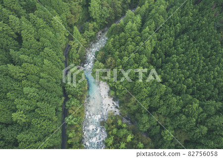 Beautiful valley in Japan "Atera Valley" where the river where the pure water that springs from the mountain flows and the beautiful forest of cypress spread Beautiful valley in Japan "Atera Valley" where the river where the pure water that springs from the mountain flows and the beautiful forest of cypress spread 82756058