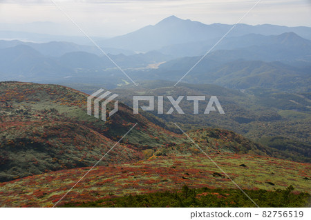 Adatara mountain range in autumn Adatara mountain range in autumn 82756519
