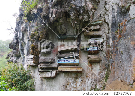 Hanging coffin in Sagada, Philippines Hanging coffin in Sagada, Philippines 82757768
