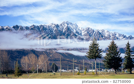 Queenstown Queenstown 82758000