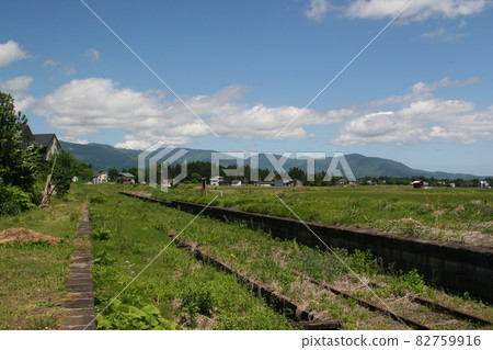 不再使用的站台 82759916