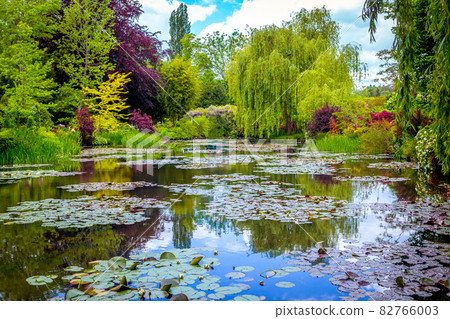 gardens of painter Claude Monet in Giverny, France 82766003
