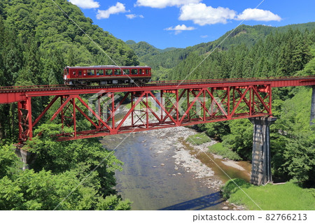 秋田內陸鐵路大間河大橋 秋田內陸鐵路大間河大橋 82766213