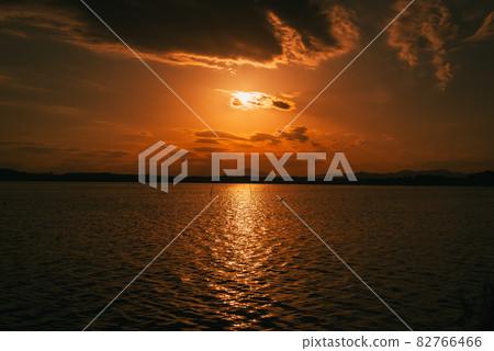 日沼、茨城和筑波山的日落 日沼、茨城和筑波山的日落 82766466