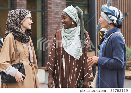 Muslim women meeting in the city 82768119