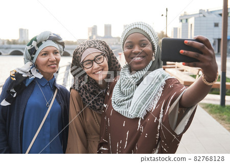 Selfie portrait of muslim women 82768128