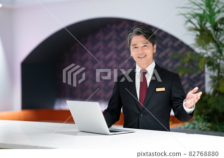 Male receptionist Photographing cooperation: WEEK Shibadaimon (Sun Frontier Fudousan) 82768880