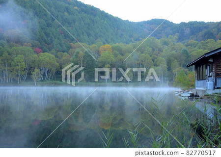 Shiga Kogen lakes and marshes greeted with autumn leaves Shiga Kogen lakes and marshes greeted with autumn leaves 82770517