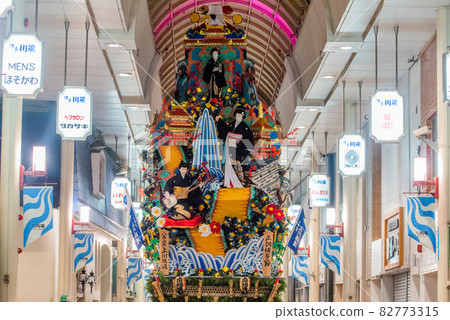 Hakata's heat Gion Yamakasa 82773315