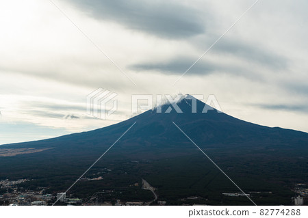 Mount Fuji  82774288