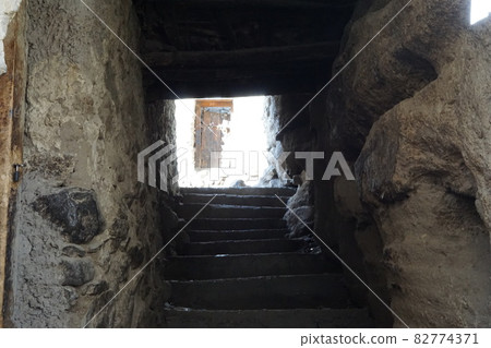 Royal Palace 82774371