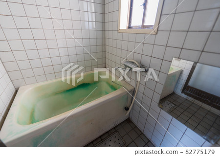 Tile style bath of the Showa era Tile style bath of the Showa era 82775179