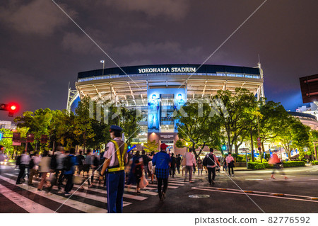 Cancellation of Yokohama cityscape in Japan and cancellation of declaration. Many people heading to Yokohama Stadium, etc. = October 6 Cancellation of Yokohama cityscape in Japan and cancellation of declaration. Many people heading to Yokohama Stadium, etc. = October 6 82776592