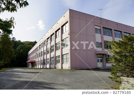 尤尼小學(舊校舍) 尤尼小學(舊校舍) 82779180