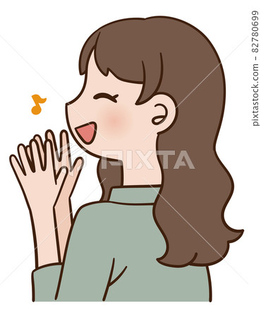 側身婦女為便衣鼓掌 82780699