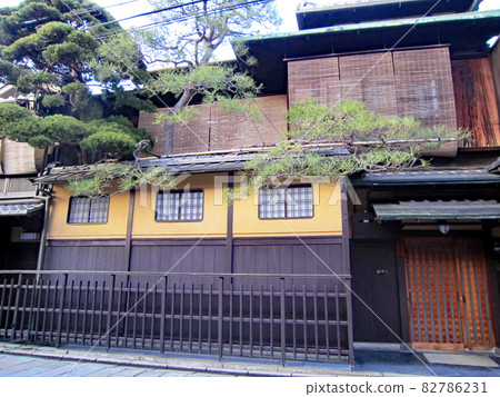 黃昏的只園白川通 82786231