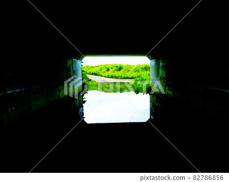 充滿水的隧道 82786856
