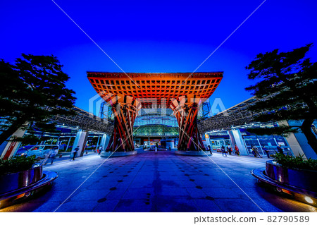 Ishikawa Prefecture Kanazawa Tourist Destination Kanazawa Station and Torii Tsuzumi-mon Hospitality Dome Ishikawa Prefecture Kanazawa Tourist Destination Kanazawa Station and Torii Tsuzumi-mon Hospitality Dome 82790589