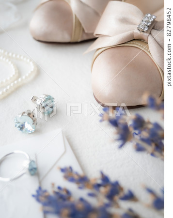 Pumps accessories, ladies' fashion items, message cards, lavender 82798452