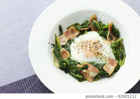 炒菠菜和培根雞蛋 8 82805112