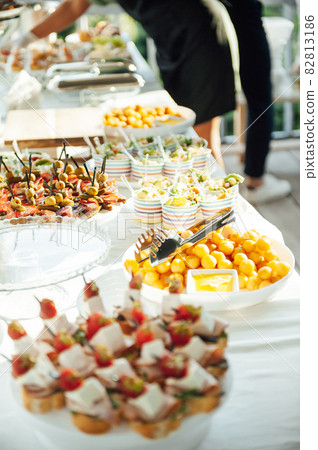 the table buffet