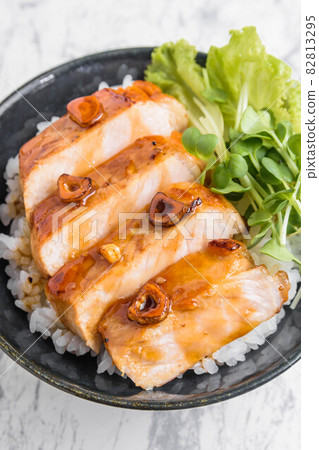 Tonteki bowl Tonteki bowl 82813295