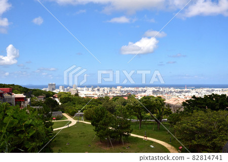 Scenery seen from Okinawa Shurijo Castle Park Observatory 82814741