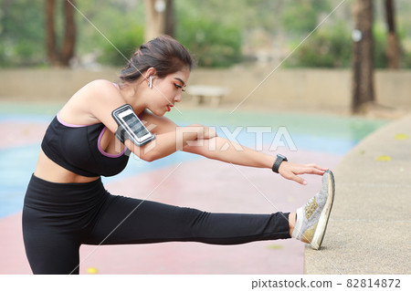 Athletic Young Asian Woman Showing Biceps, Asian Strong Woman With