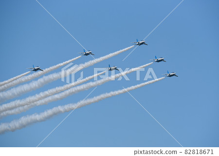 T-4藍色脈衝三角洲編隊 82818671