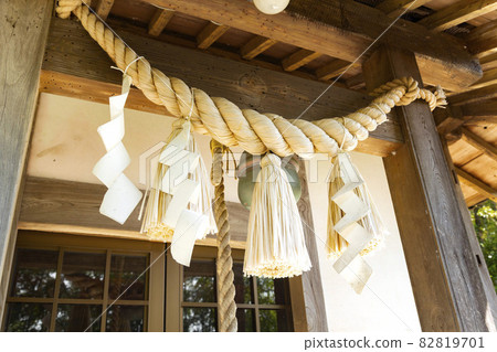 Shimenawa at the Haiden of Chinma Shrine 82819701
