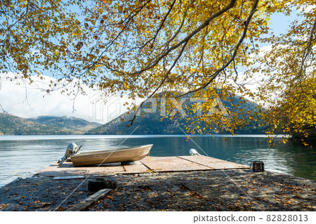 Shibetsu湖秋葉 82828013