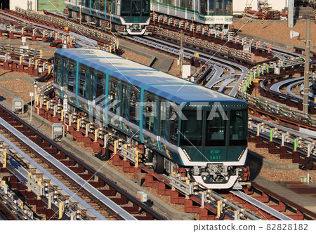 Kobe New Transit Rokko Liner Kobe New Transit Rokko Liner 82828182