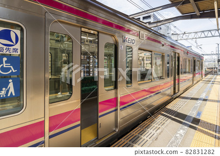 Keio Line bound for Shinjuku Fuchu Station Fuchu Station Home Local train Keio Line bound for Shinjuku Fuchu Station Fuchu Station Home Local train 82831282
