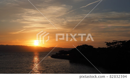 Beautiful Omura Bay (sunset) 82832394